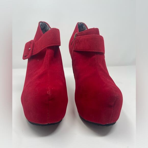 Vero Cuoio Red Faux Suede Platform Booties Heels Italian Women’s Size 8 - Picture 8 of 13